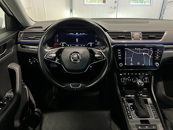 Skoda Superb 19 of 30