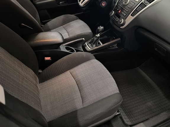 Kia Ceed 10 of 10