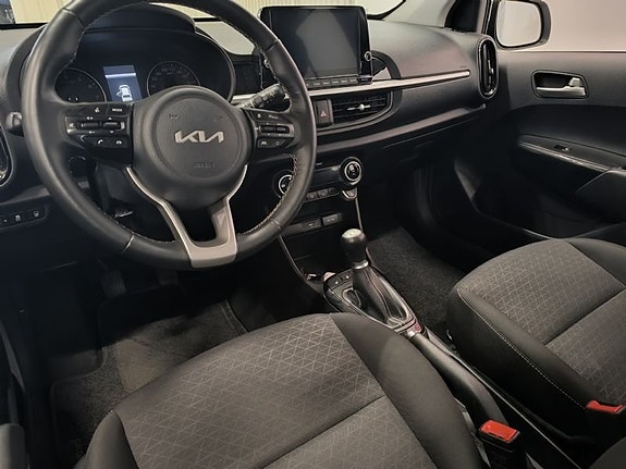 Kia Picanto 7 of 10
