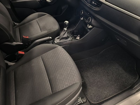 Kia Picanto 10 of 10