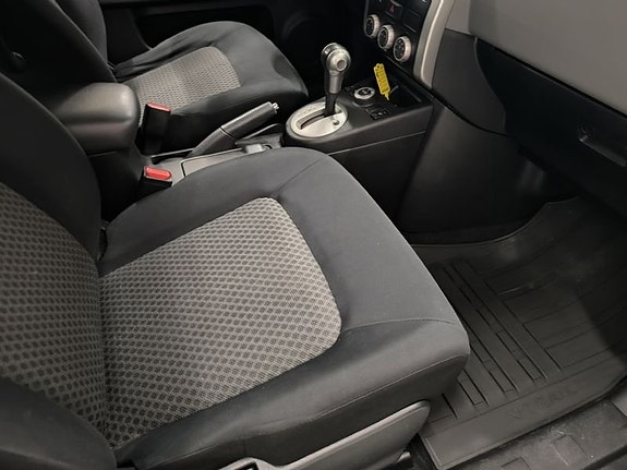 Nissan X-Trail 10 of 10
