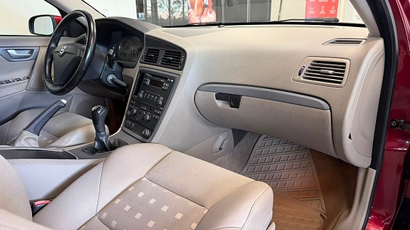 Volvo S60 8 of 13