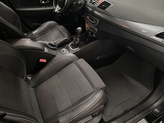 Renault Megane 10 of 10