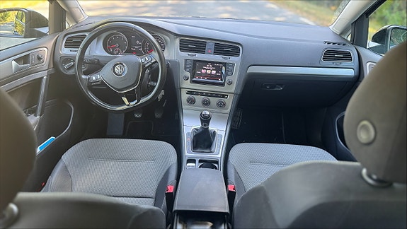 Volkswagen Golf VII 6 of 6