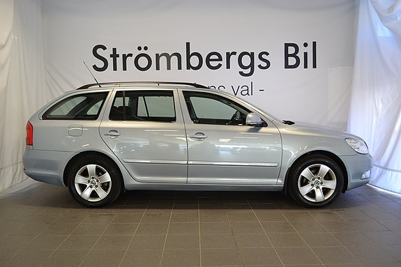 Skoda Octavia 2 of 10