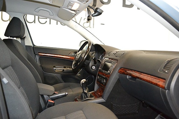 Skoda Octavia 7 of 10