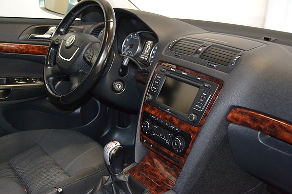 Skoda Octavia 6 of 10