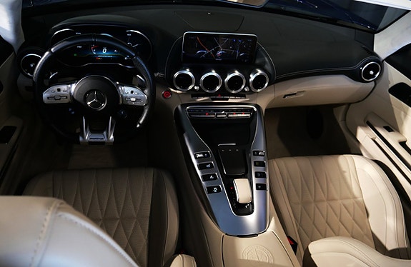 Mercedes-Benz AMG GT Roadster 10 of 28