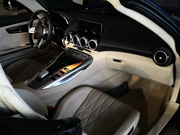 Mercedes-Benz AMG GT Roadster 17 of 28