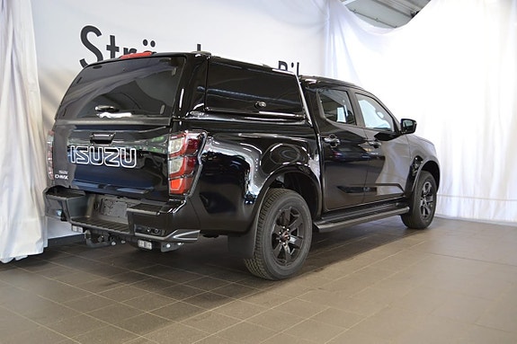 Isuzu D-max 3 of 9