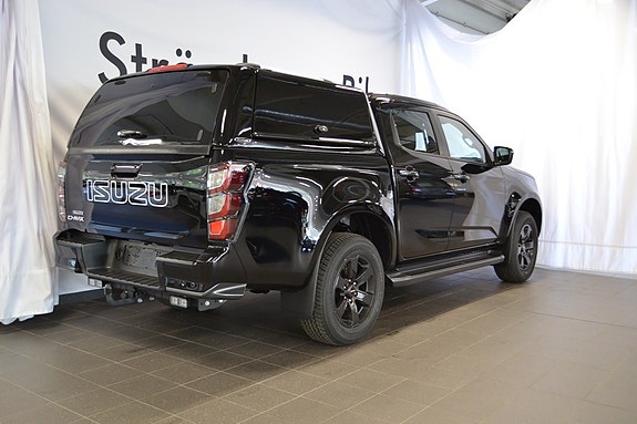 Isuzu D-max 3 of 9