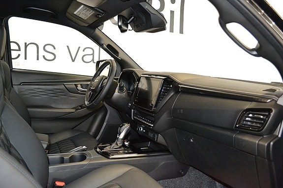 Isuzu D-max 7 of 9