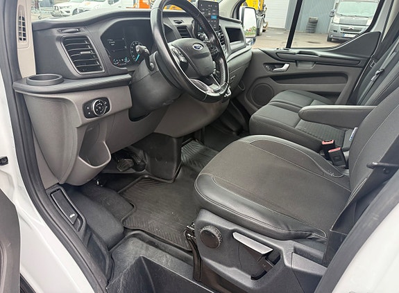 Ford Transit Custom 8 of 19