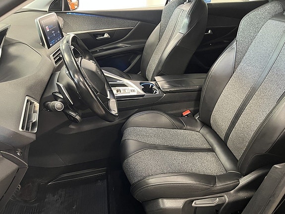 Peugeot 3008 6 of 15