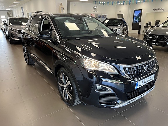 Peugeot 3008 4 of 15