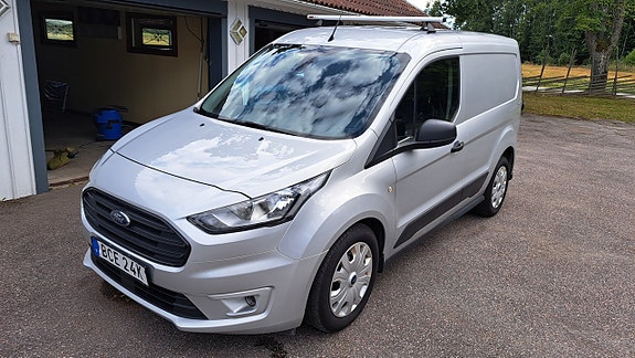 Ford Transit Connect 2 of 9