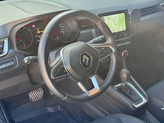 Renault Clio 14 of 24