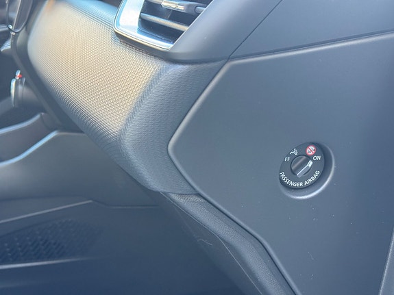 Renault Clio 24 of 24