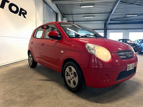 Kia Picanto 3 of 9