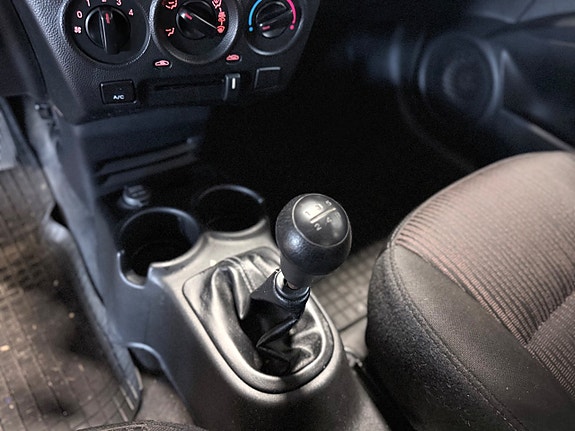Kia Picanto 8 of 9