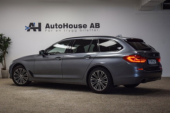 BMW 520d 2 of 30