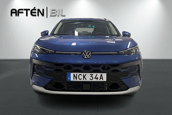 Volkswagen T-Roc 3 of 30