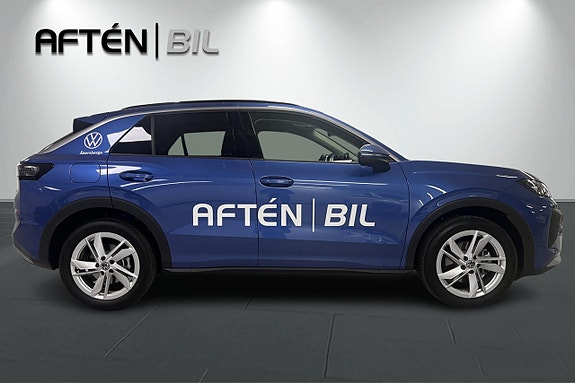 Volkswagen T-Roc 6 of 30