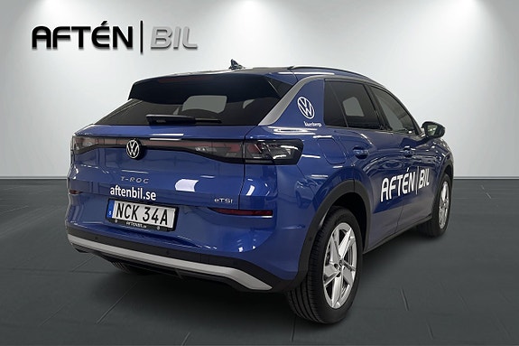 Volkswagen T-Roc 7 of 30