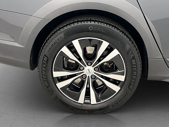 Volvo V90 Cross Country 29 of 30