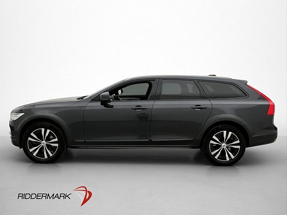 Volvo V90 Cross Country 4 of 30