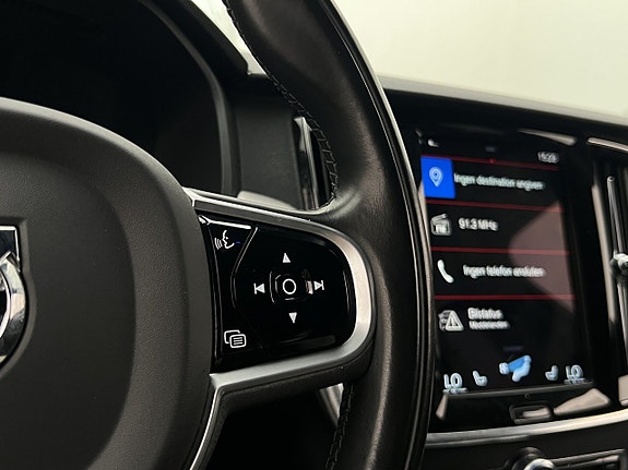 Volvo V90 Cross Country 14 of 30