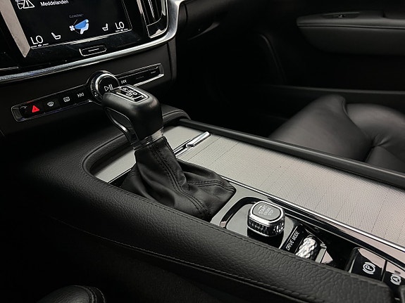 Volvo V90 Cross Country 21 of 30