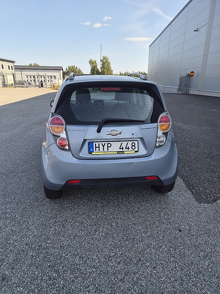 Chevrolet Spark 4 of 8