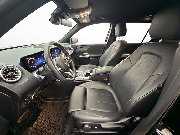 Mercedes-Benz EQB300 12 of 30