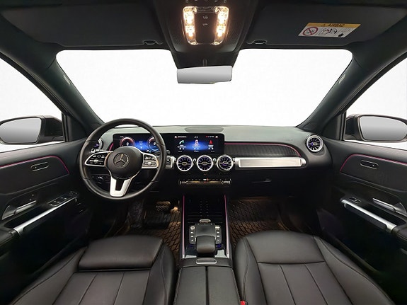 Mercedes-Benz EQB300 13 of 30