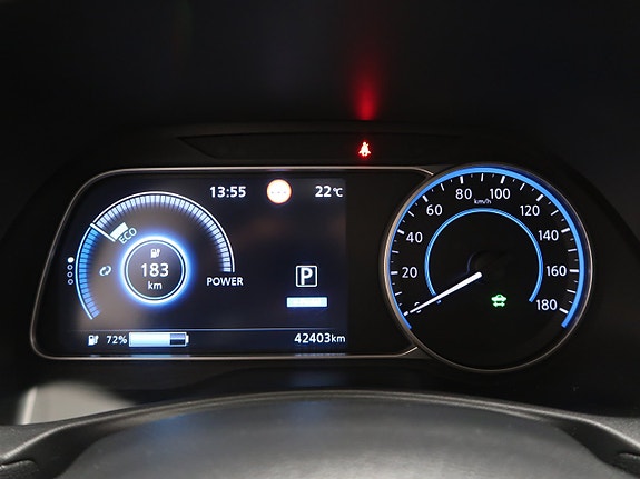 Nissan Leaf 24 of 30