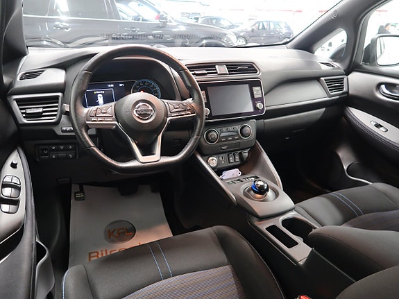 Nissan Leaf 18 of 30
