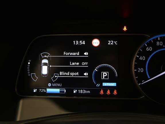 Nissan Leaf 25 of 30