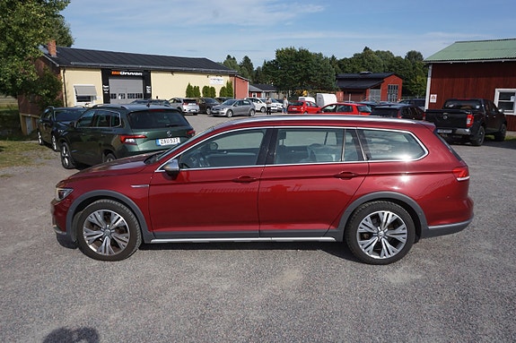 Volkswagen Passat Alltrack 4 of 7