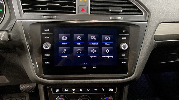 Volkswagen Tiguan Allspace 9 of 13