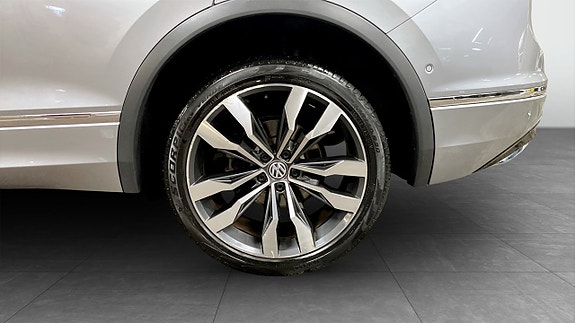 Volkswagen Tiguan Allspace 6 of 13