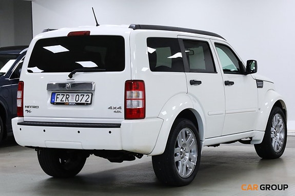 Dodge Nitro 6 of 18