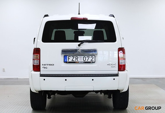 Dodge Nitro 5 of 18