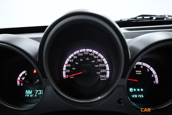 Dodge Nitro 16 of 18