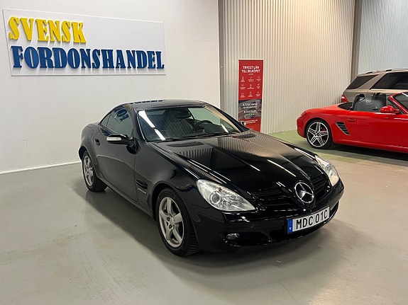 Mercedes-Benz SLK200 3 of 28