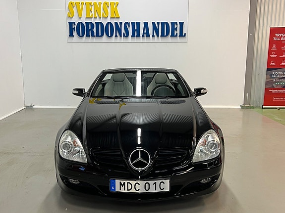 Mercedes-Benz SLK200 5 of 28