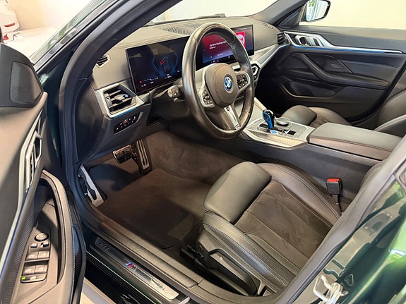 BMW i4 8 of 15