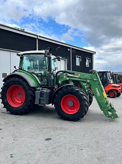 Fendt 516 Vario Profi 7 of 23
