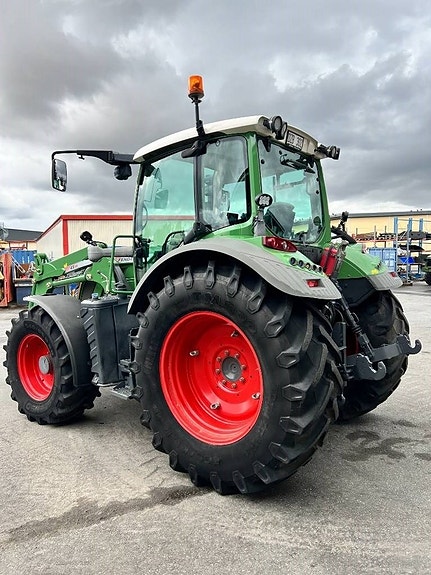 Fendt 516 Vario Profi 3 of 23