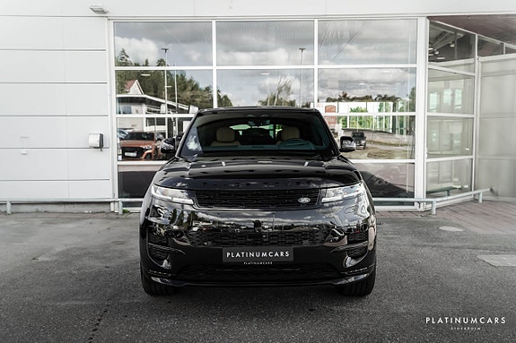 Land Rover Range Rover Sport 3 of 20